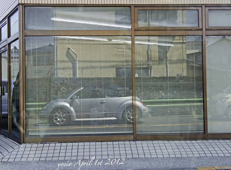 120401_mirror